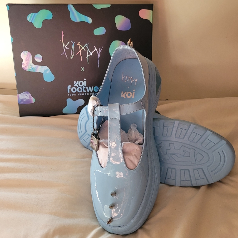 Vegan Baby blue Mary Janes size 9 (UK)